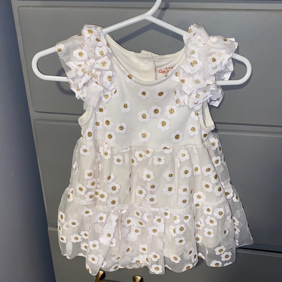 Cat & Jack Other - 3-6 Month Cat&Jack white/gold flower dress